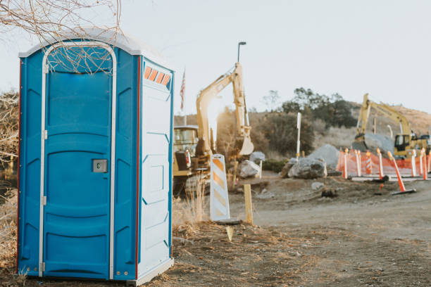 Best Portable restroom trailer rental  in Pardeeville, WI